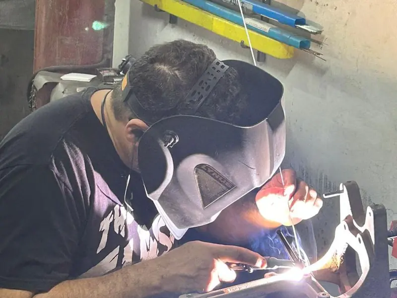 Solda em tanque de alumínio de caminhão — foto 6